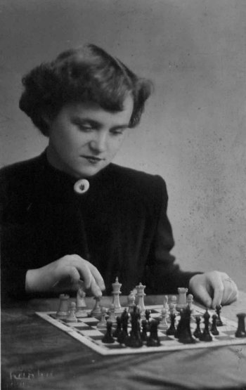 Krystyna Radzikowska