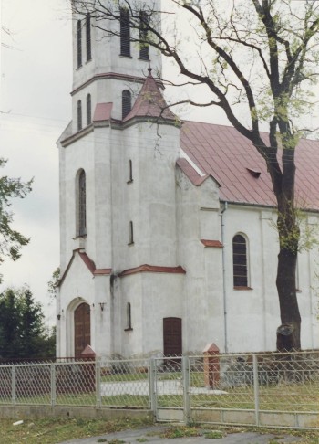Kościół parafialny w Smogorzewie